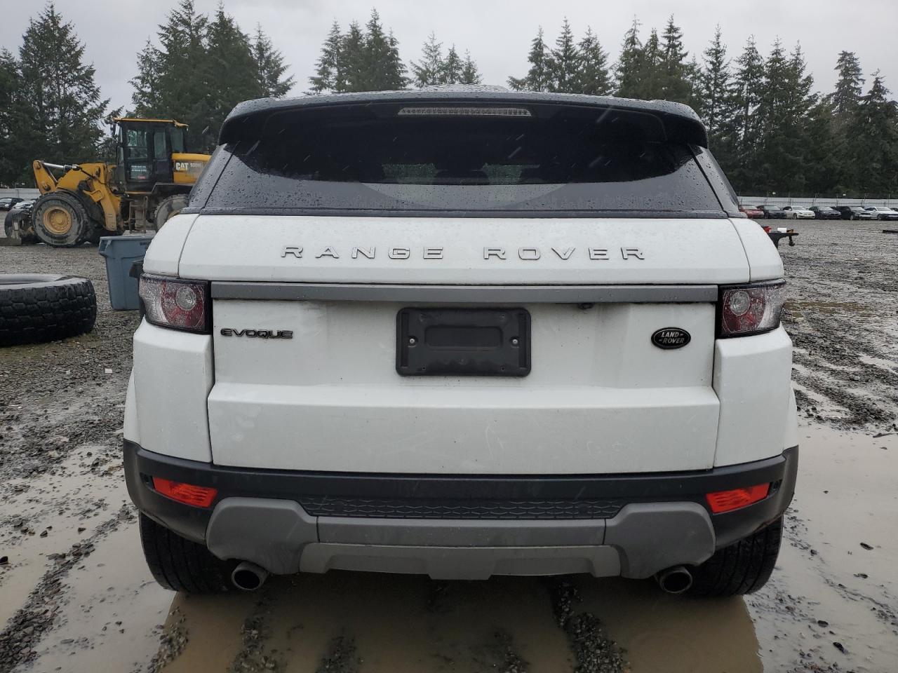 2013 Land Rover Range Rover VIN SALVP2BG8DH855472 Copart auction photo, undercarriage damage thumbnail 6