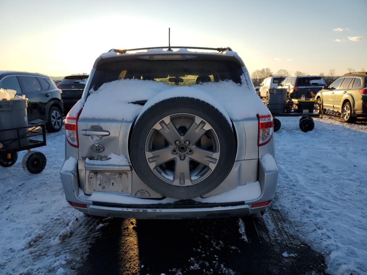 2010 Toyota RAV 4 VIN JTMWF4DV0A5025894 Copart auction photo, front end damage thumbnail 6