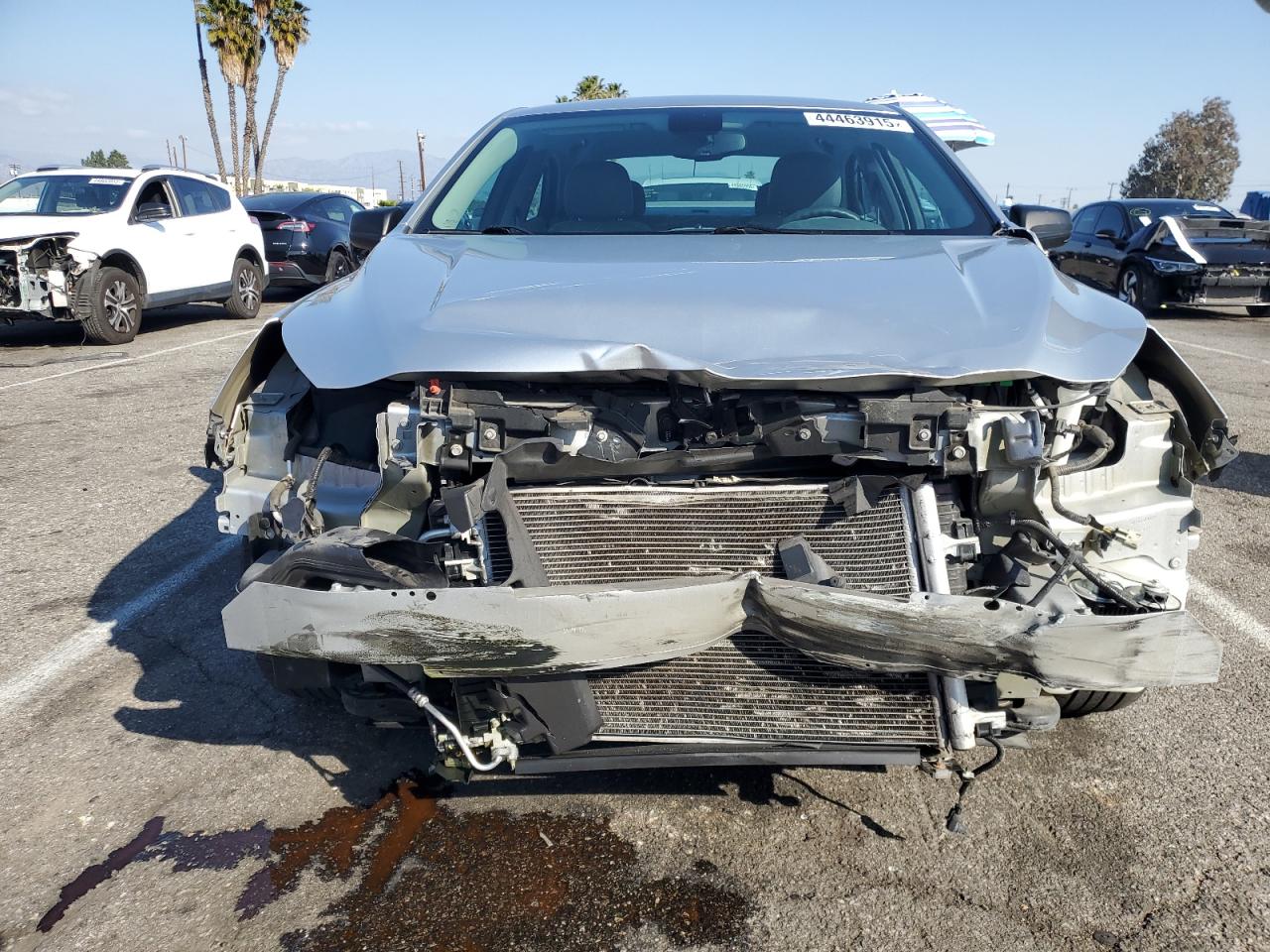 2016 Chevrolet Malibu VIN 1G11B5SA3GF116763 Copart auction photo, front end / minor dent/scratches damage thumbnail 5