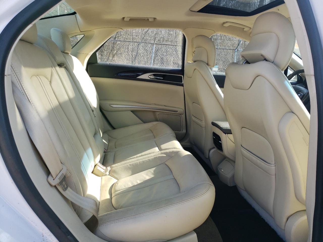 2014 Lincoln MKZ VIN 3LN6L2G96ER805179 Copart auction photo, water/flood / rear end damage thumbnail 10