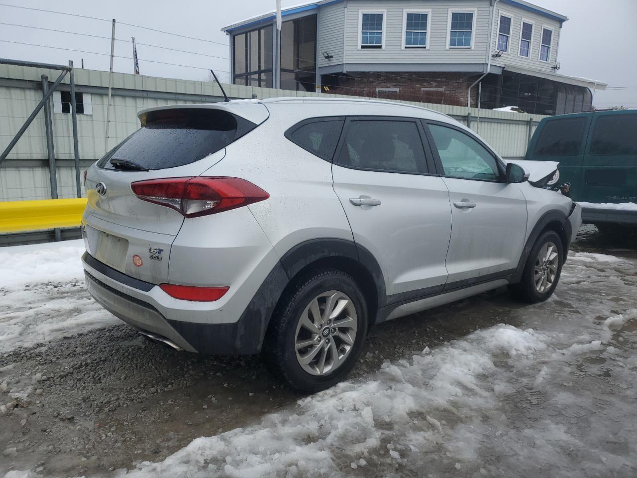 2017 Hyundai Tucson VIN KM8J3CA25HU301666 Copart auction photo, front end damage thumbnail 3