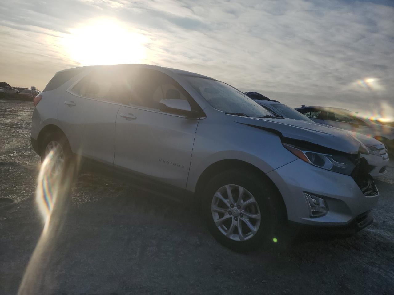 2018 Chevrolet Equinox VIN 3GNAXJEV4JS543914 Copart auction photo, front end damage thumbnail 4