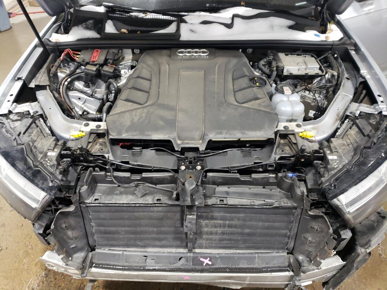 2018 Audi Q7 VIN WA1VAAF70JD030780 Copart auction photo, front end damage thumbnail 12
