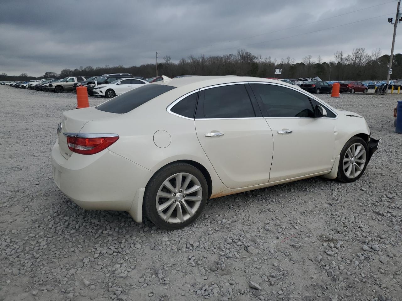 2013 Buick Verano VIN 1G4PP5SK0D4144437 Copart auction photo, front end / minor dent/scratches damage thumbnail 3