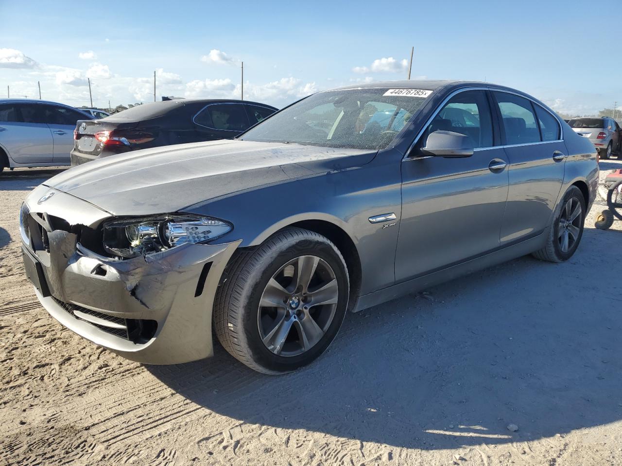2012 BMW 5er VIN WBAXH5C5XCDW02488