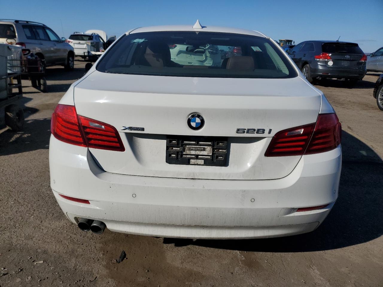 2014 BMW 5er VIN WBA5A7C57ED612003 Copart auction photo, front end / side damage thumbnail 6