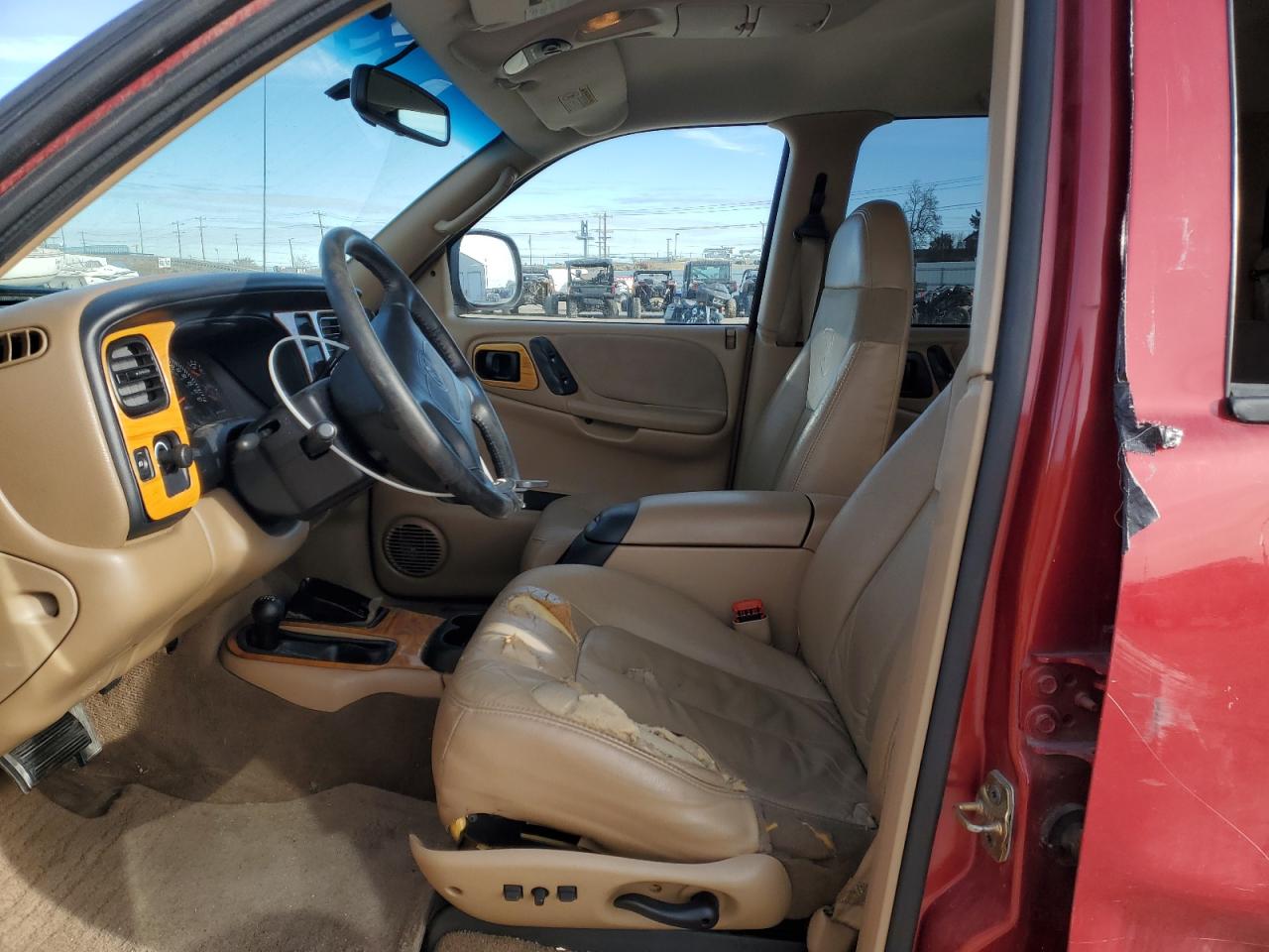 1998 Dodge Durango VIN 1B4HS28Y7WF177327 Copart auction photo, side / front end damage thumbnail 7