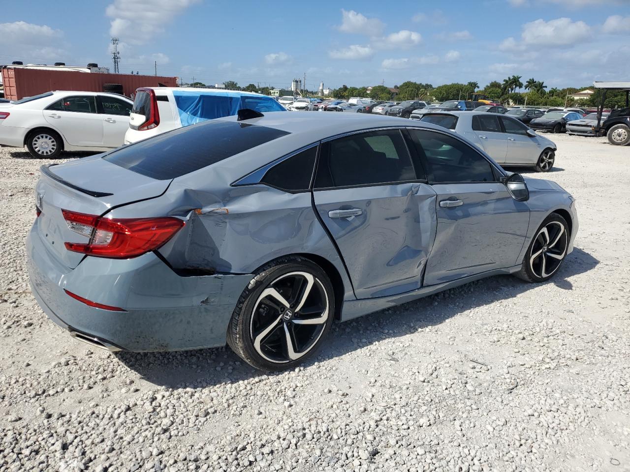 2022 Honda Accord VIN 1HGCV1F33NA016217 Copart auction photo, side / rear end damage thumbnail 3