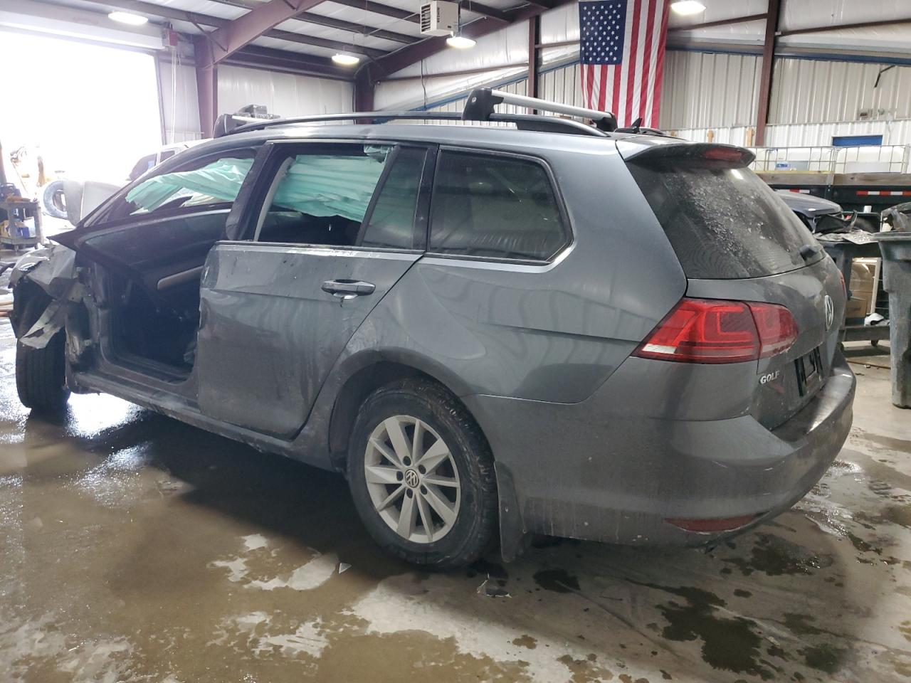 2016 Volkswagen Golf VIN 3VWC17AU0GM514472 Copart auction photo, all over damage thumbnail 2