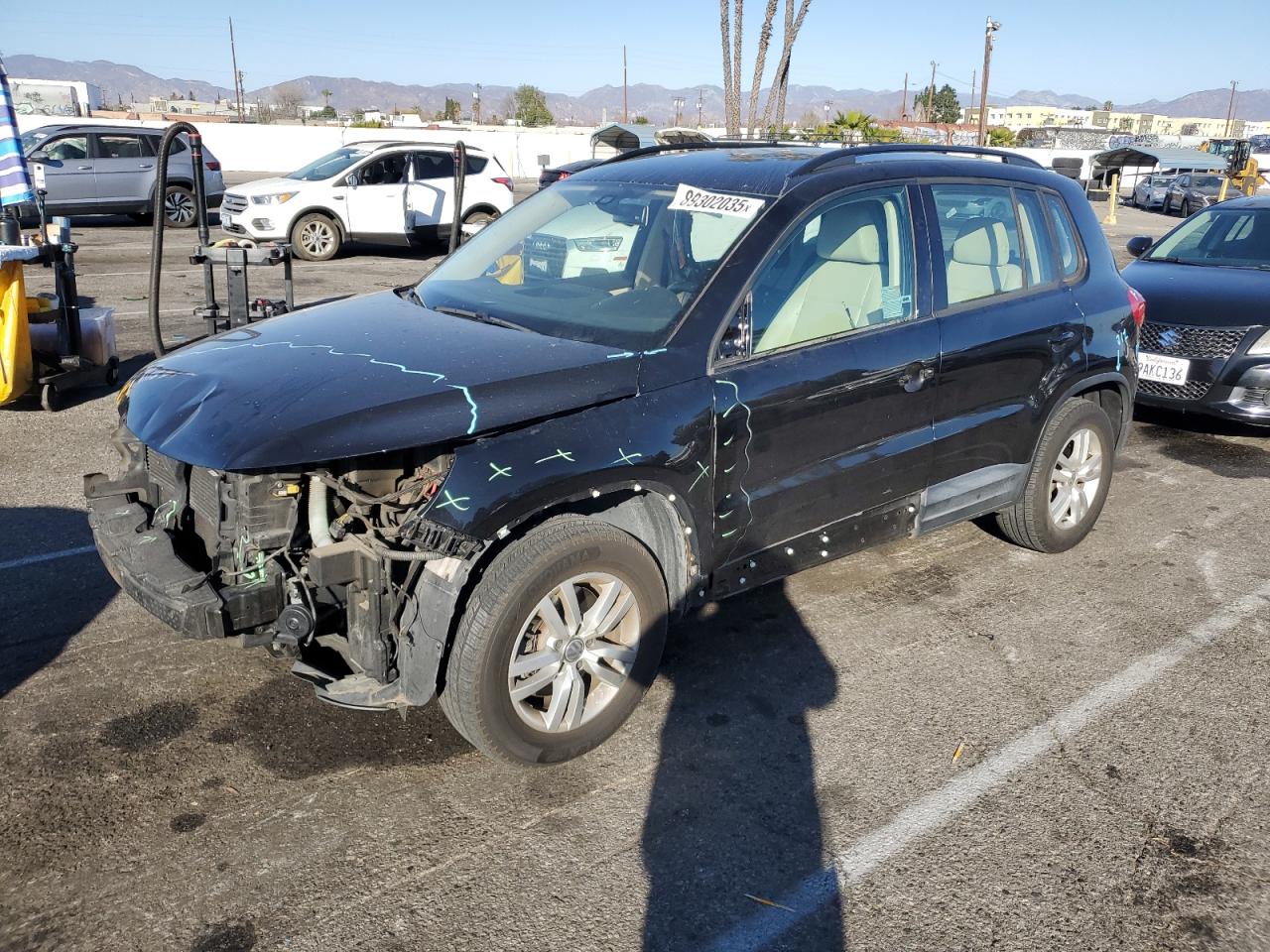 2017 Volkswagen Tiguan VIN WVGAV7AXXHK023677