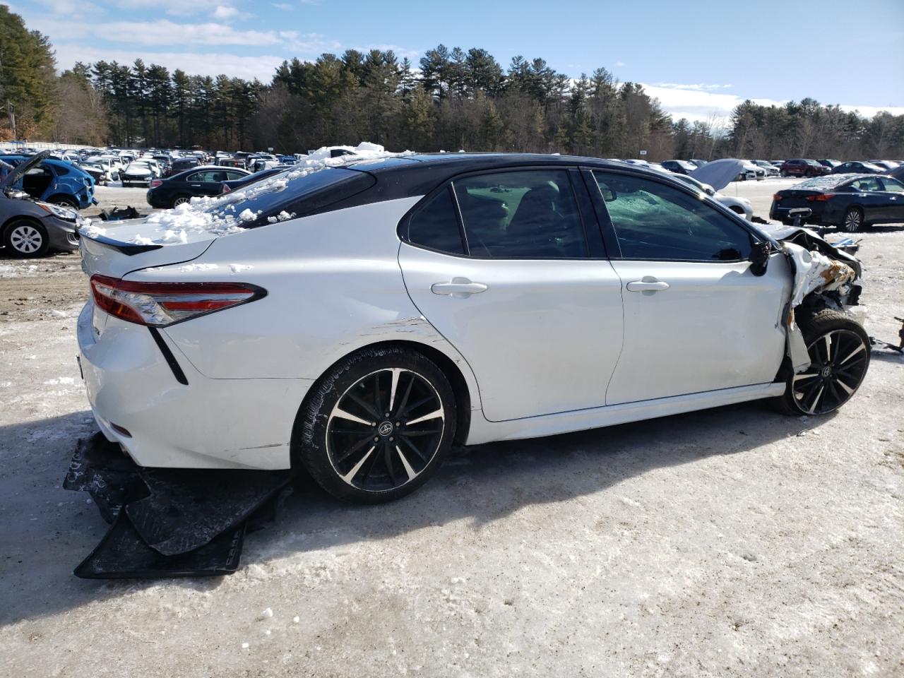 2019 Toyota Camry VIN 4T1B61HK5KU292898 Copart auction photo, front end / rear end damage thumbnail 3