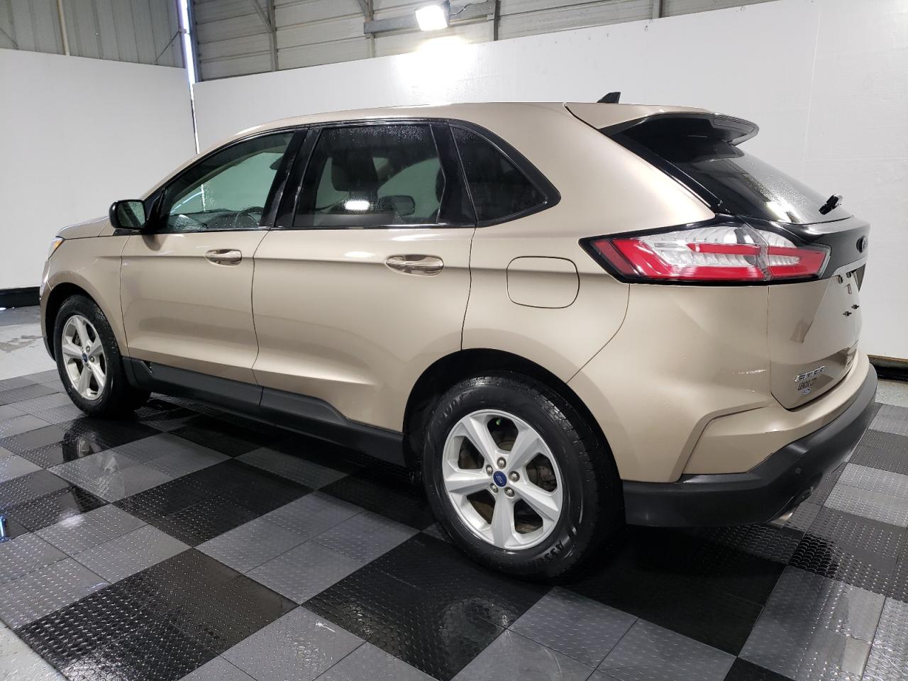 2020 Ford Edge VIN 2FMPK4G99LBB17532 Copart auction photo, normal wear damage thumbnail 2