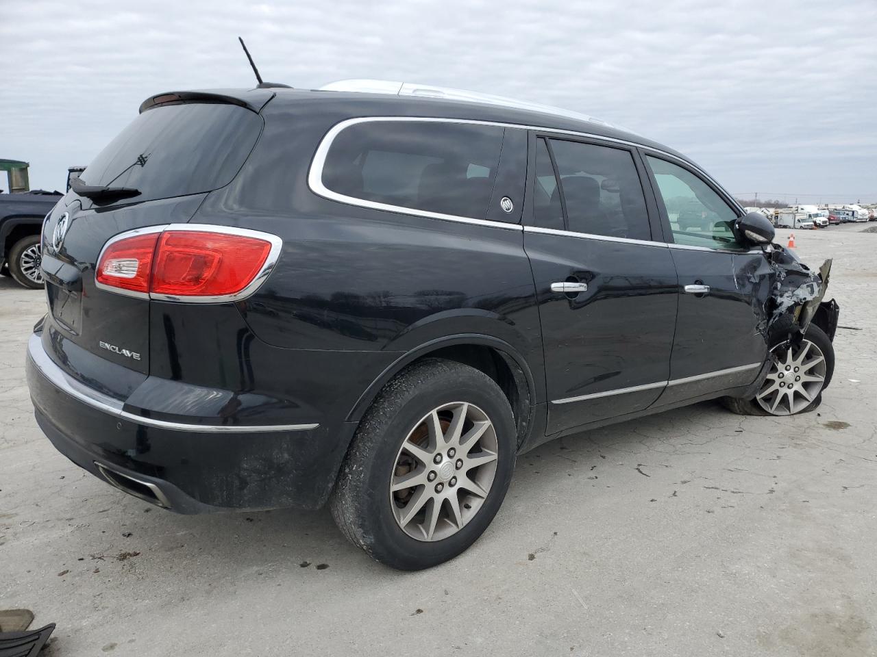 2017 Buick Enclave VIN 5GAKRBKDXHJ232364 Copart auction photo, front end / side damage thumbnail 3
