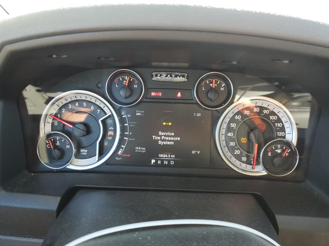 2019 RAM 1500 VIN 1C6RR6LT7KS563583 Copart auction photo, front end damage thumbnail 9
