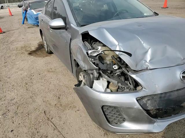 2012 Mazda 3 VIN JM1BL1V74C1700744 Copart auction photo, front end / side damage thumbnail 11