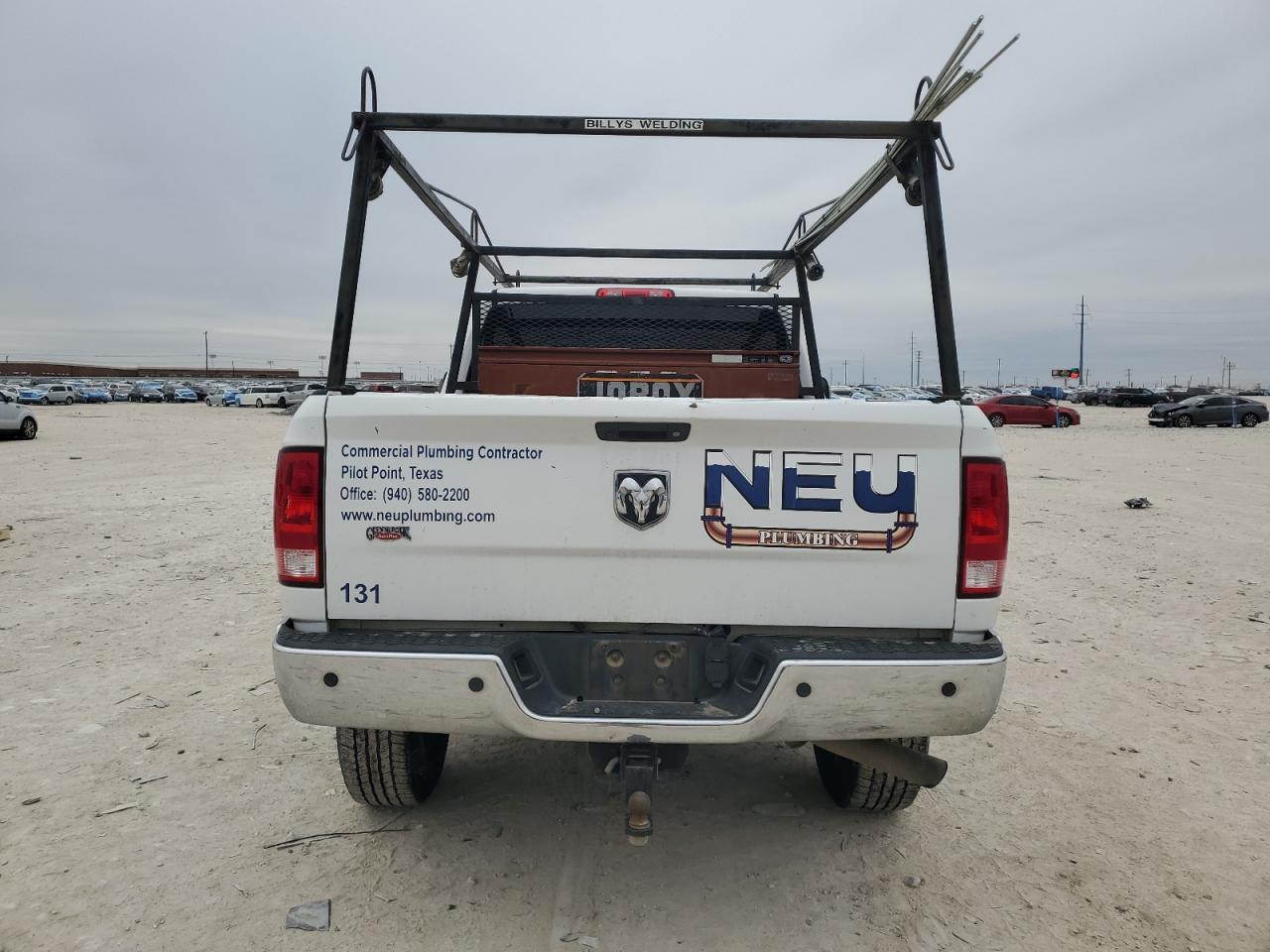 2018 RAM 2500 VIN 3C6UR5CJ3JG108285 Copart auction photo, front end / minor dent/scratches damage thumbnail 6