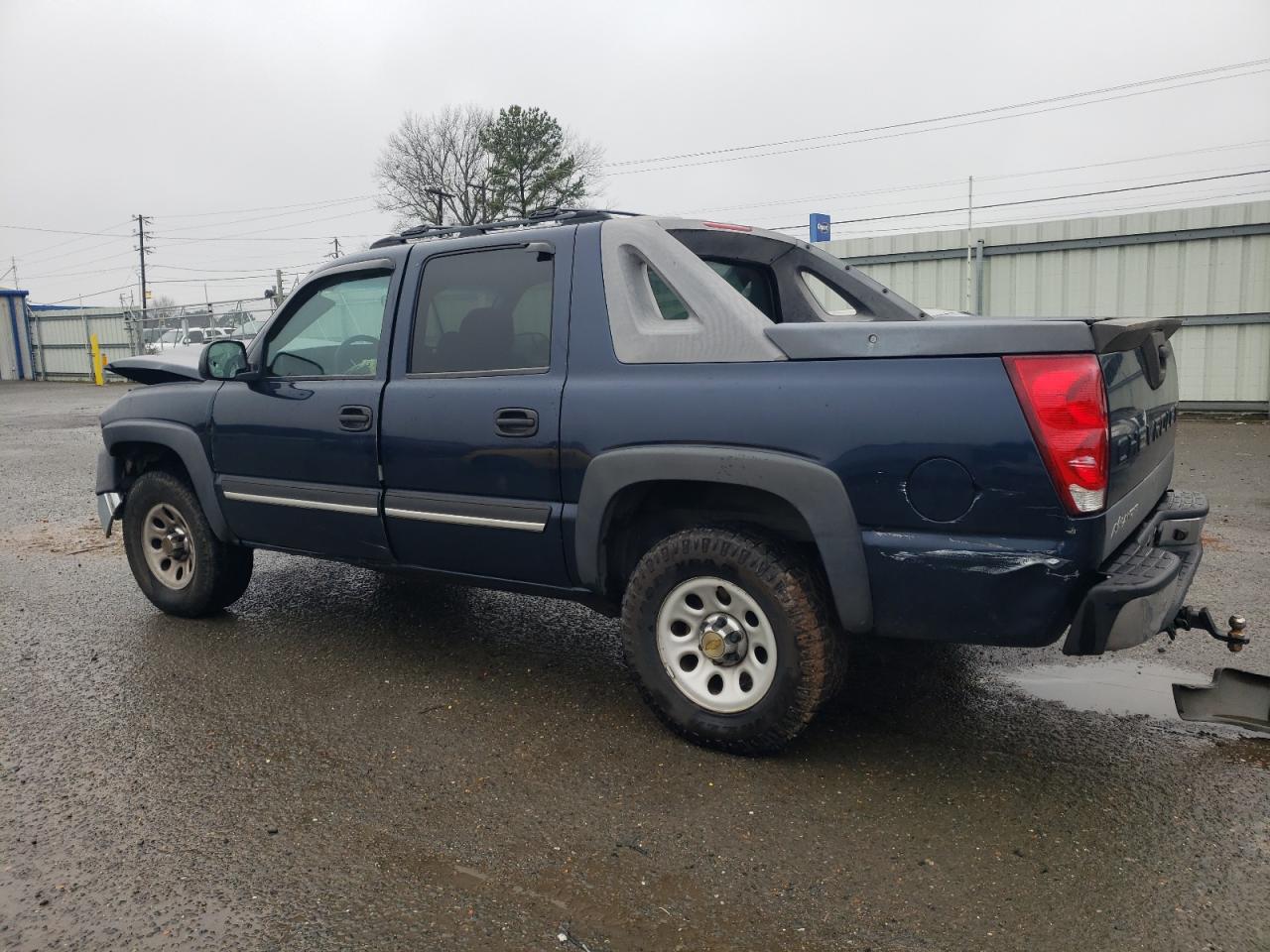 2004 Chevrolet Avalanche VIN 3GNEC12T94G299104 Copart auction photo, front end damage thumbnail 2