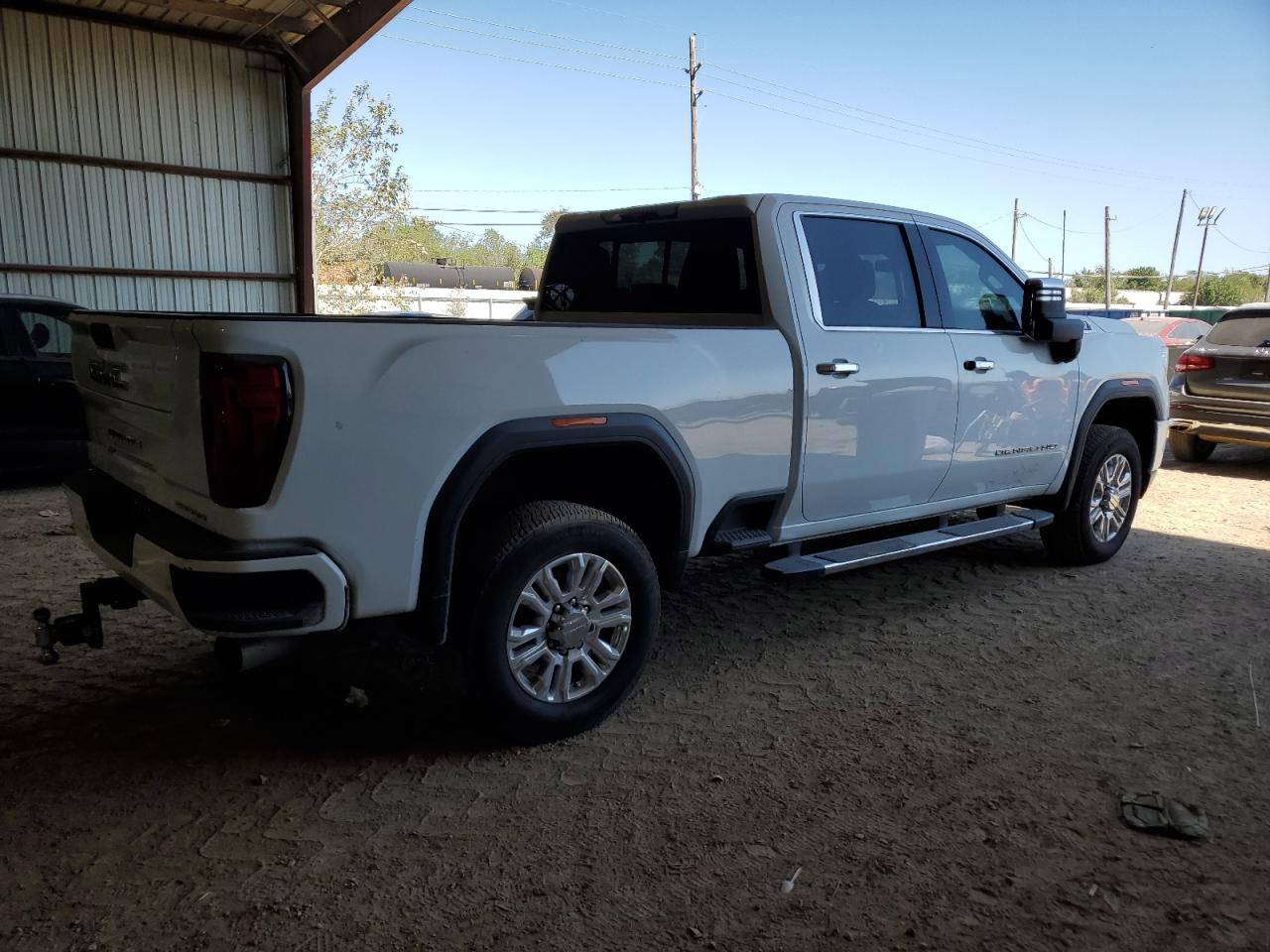 2022 GMC Sierra VIN 1GT49REY9NF104582 Copart auction photo, vandalism / minor dent/scratches damage thumbnail 3
