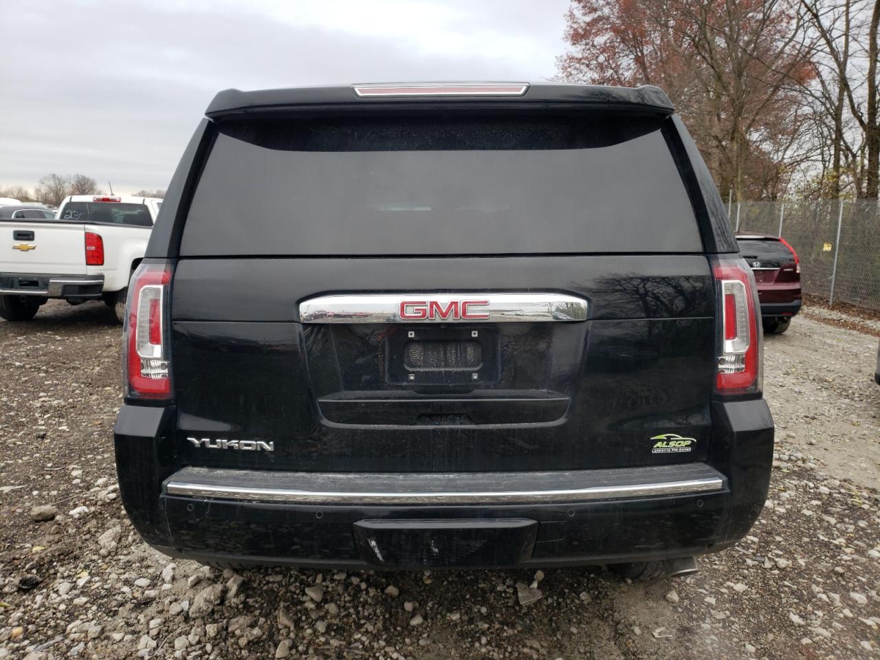 2018 GMC Yukon VIN 1GKS2CKJ8JR313972 Copart auction photo, front end / side damage thumbnail 6