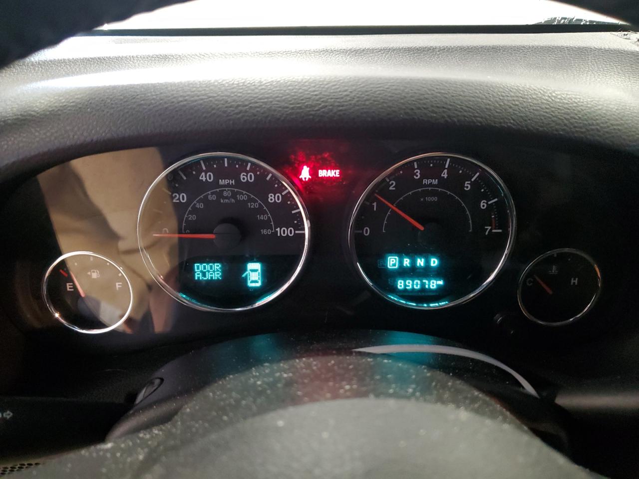 2017 Jeep Wrangler VIN 1C4HJWDG6HL578186 Copart auction photo, front end damage thumbnail 9