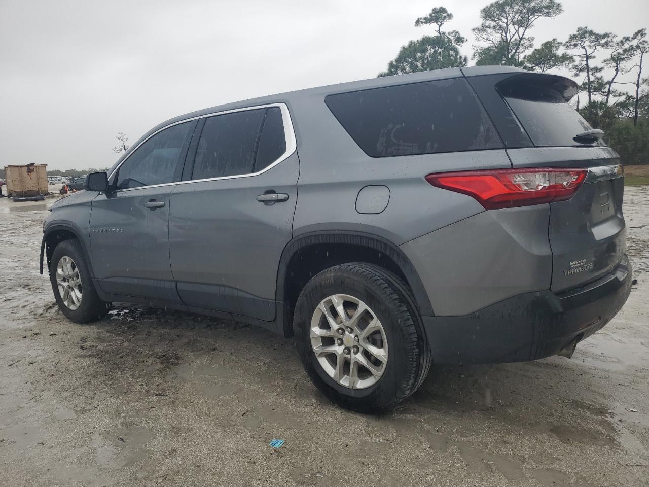 2021 Chevrolet Traverse VIN 1GNERFKW7MJ146726 Copart auction photo, front end / minor dent/scratches damage thumbnail 2