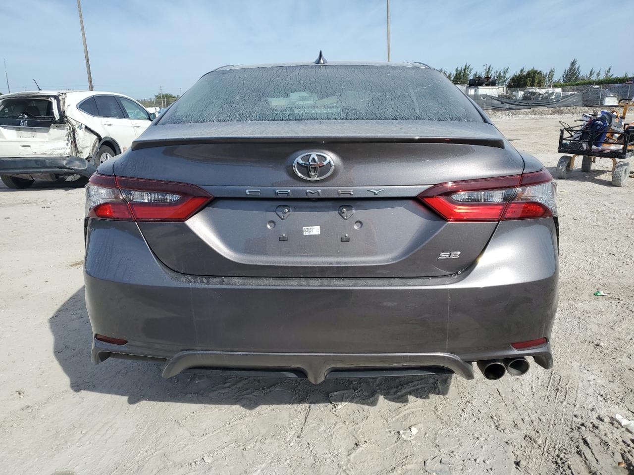 2022 Toyota Camry VIN 4T1G11AK0NU656910 Copart auction photo, front end / minor dent/scratches damage thumbnail 6