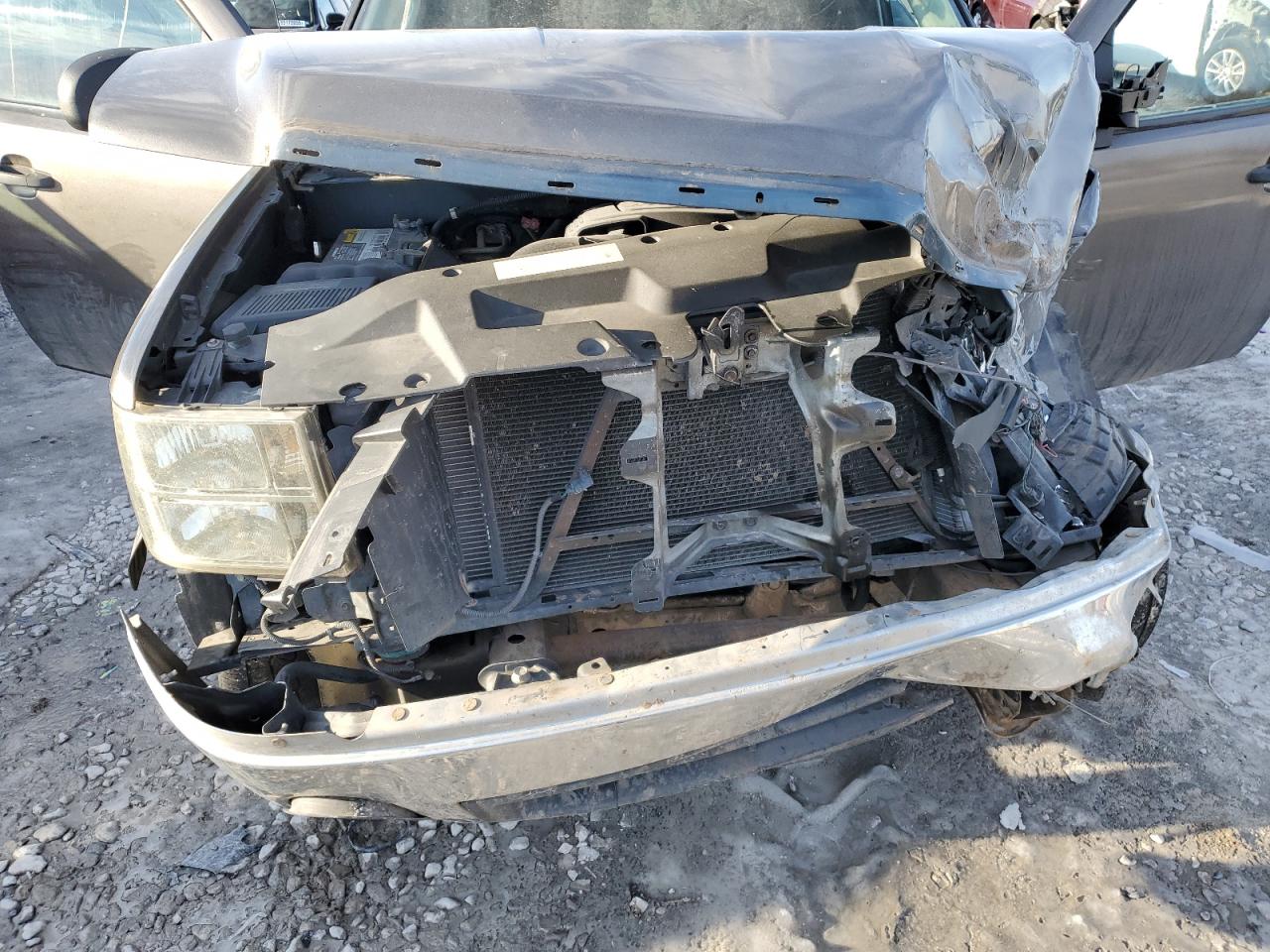 2010 GMC Sierra VIN 1GTSCUEA7AZ284197 Copart auction photo, front end damage thumbnail 11