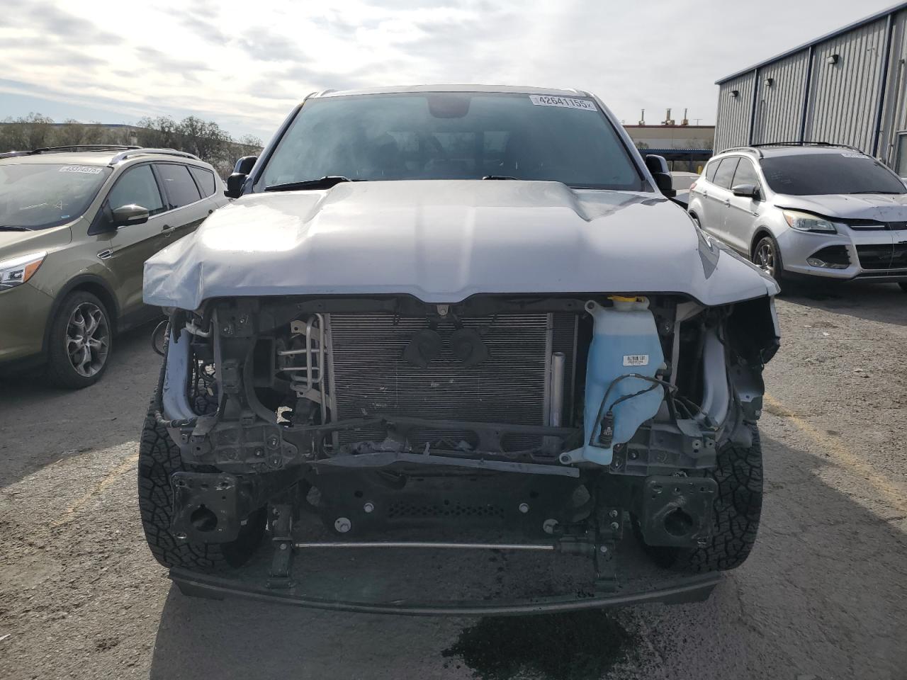 2019 RAM 1500 VIN 1C6RREBT2KN924194 Copart auction photo, front end damage thumbnail 5