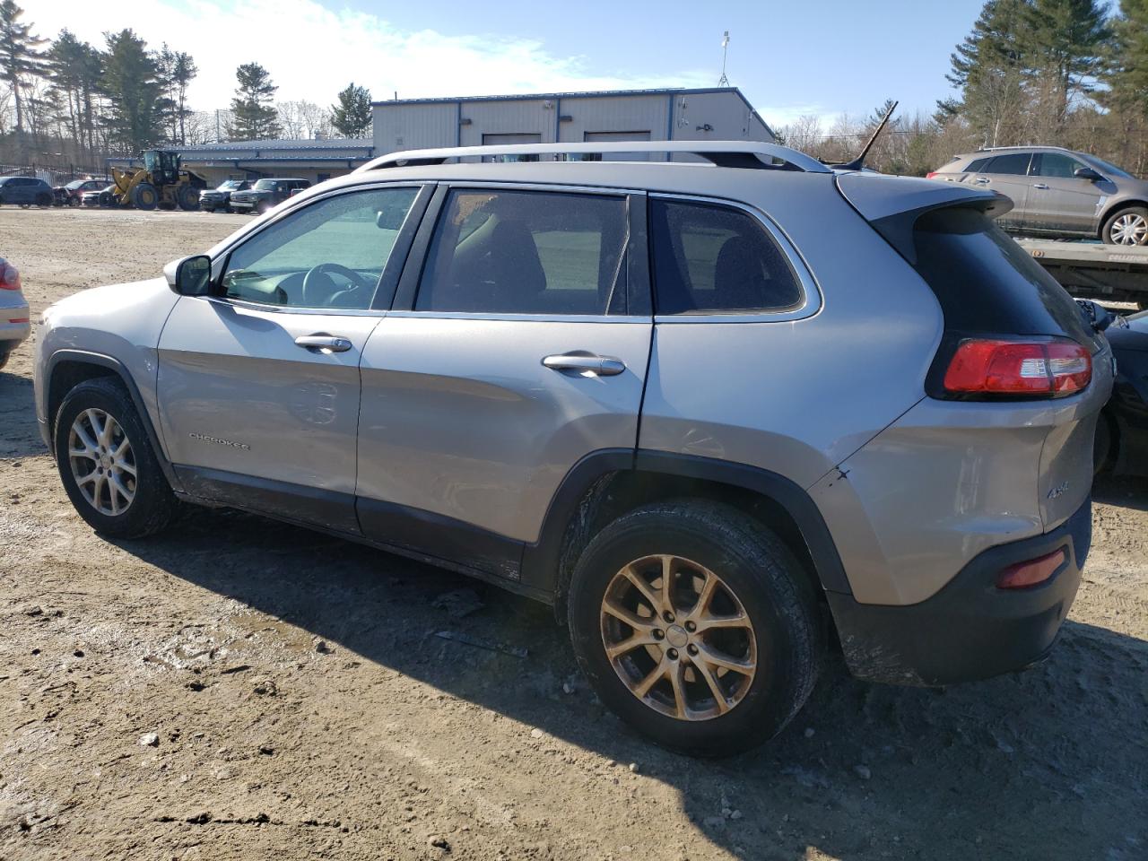 2015 Jeep Grand Cherokee VIN 1C4PJMCB3FW702903 Copart auction photo, mechanical / side damage thumbnail 2