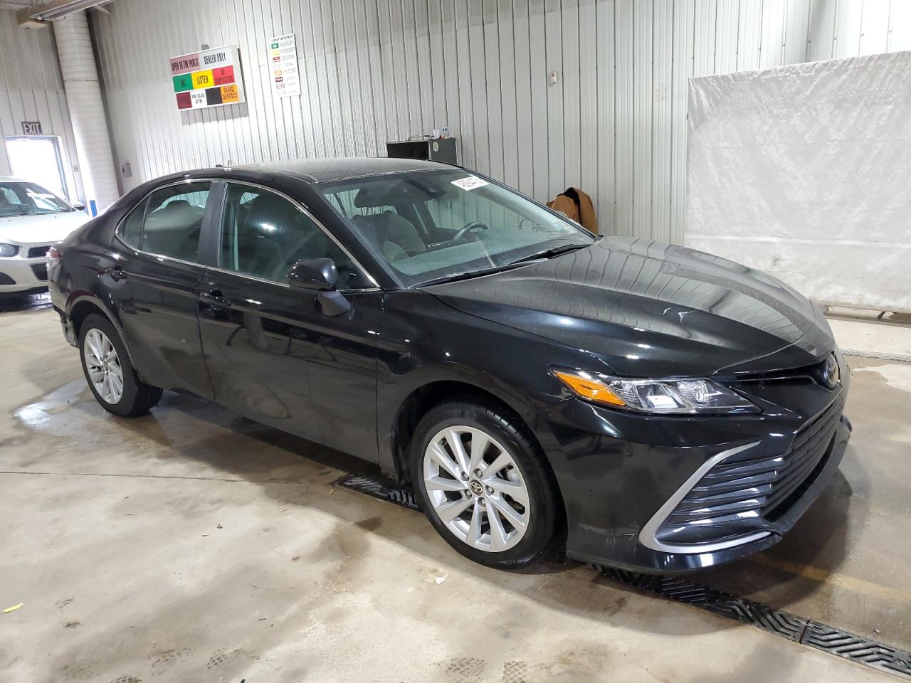 2022 Toyota Camry VIN 4T1C11AKXNU068169 Copart auction photo, rear end / minor dent/scratches damage thumbnail 4