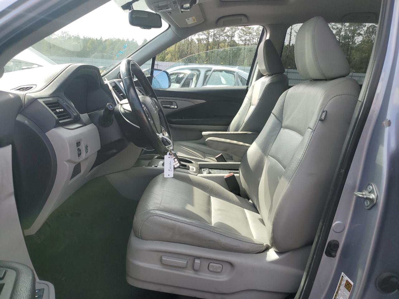 2017 Honda Pilot VIN 5FNYF5H57HB030818 Copart auction photo, side / front end damage thumbnail 7