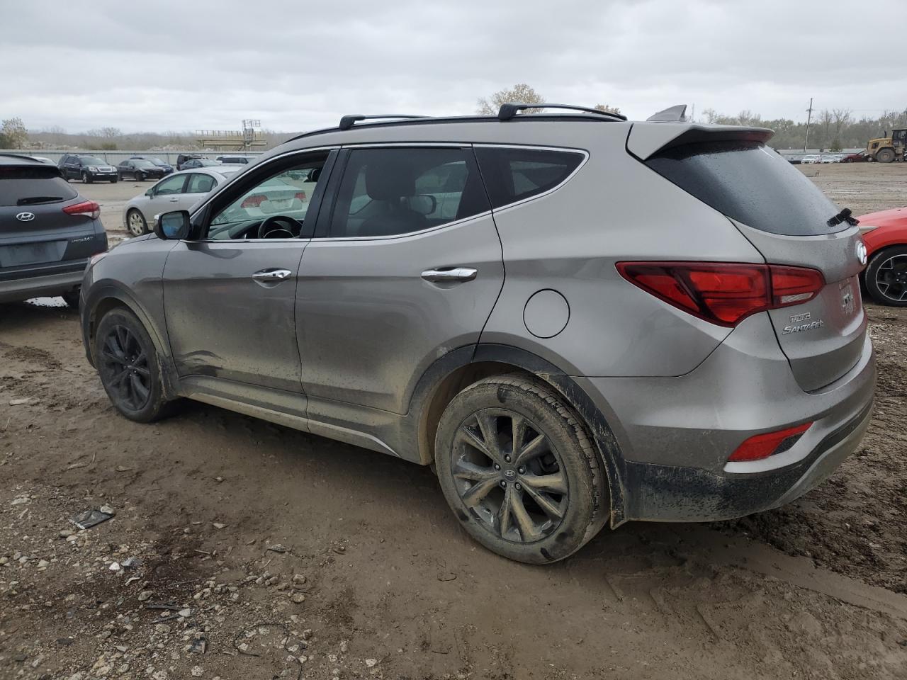 2018 Hyundai Santa Fe VIN 5XYZWDLA0JG558413 Copart auction photo, burn - engine damage thumbnail 2