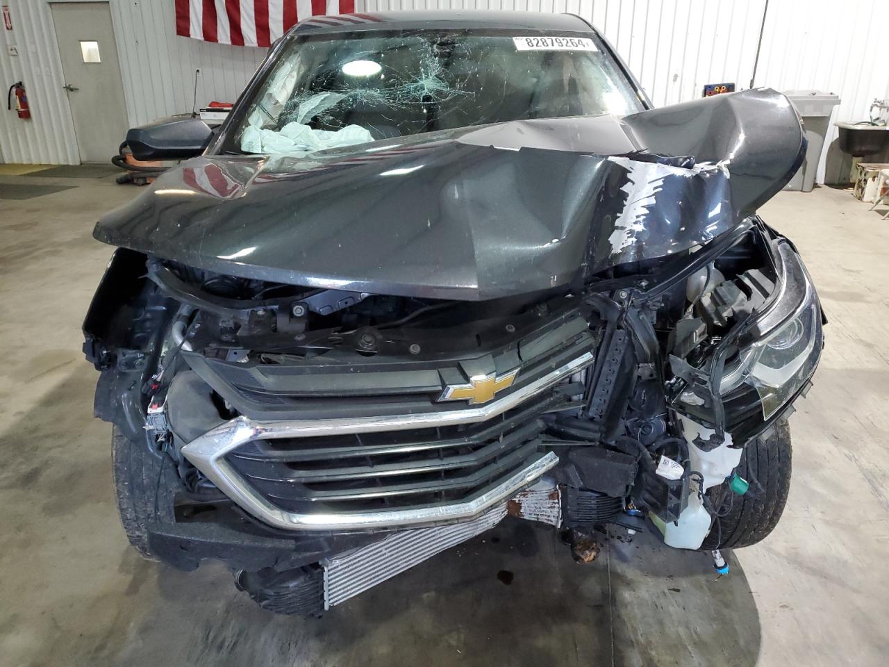 2018 Chevrolet Equinox VIN 2GNAXREV4J6251662 Copart auction photo, front end / minor dent/scratches damage thumbnail 5