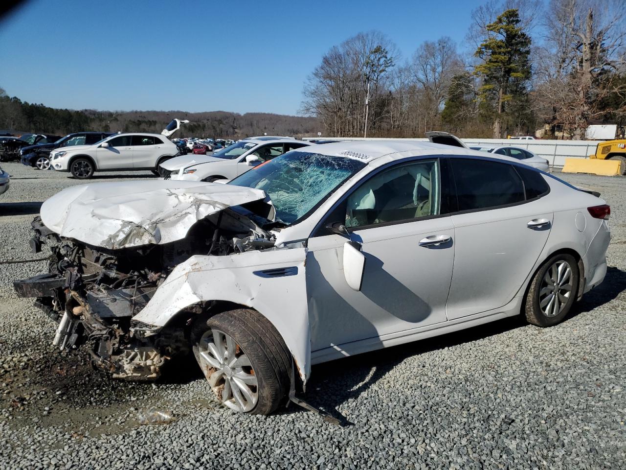 2016 KIA Optima VIN 5XXGU4L33GG107858