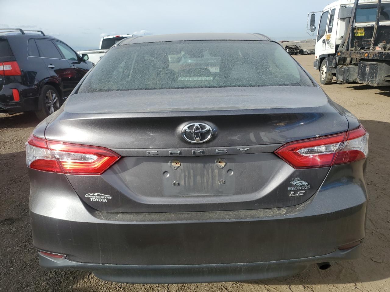 2018 Toyota Camry VIN 4T1B11HK0JU154358 Copart auction photo, side damage thumbnail 6
