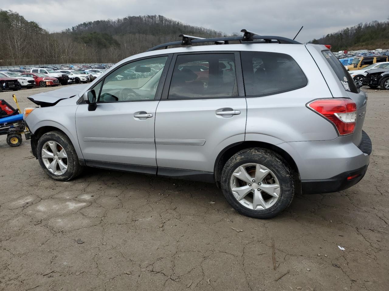 2015 Subaru Forester VIN JF2SJADC4FH436801 Copart auction photo, front end damage thumbnail 2