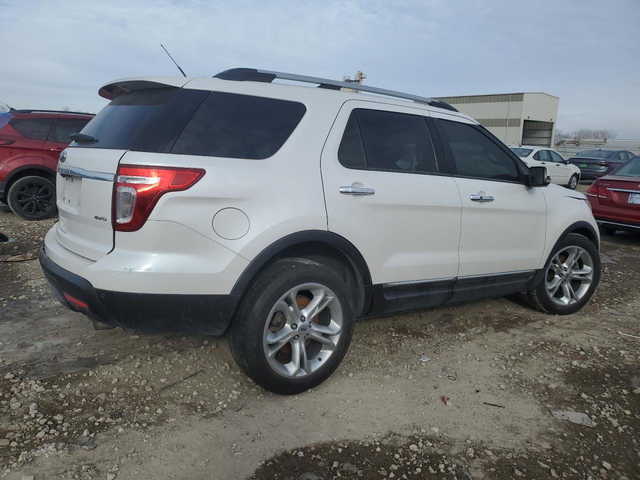 2011 Ford Explorer VIN 1FMHK8F86BGA61089 Copart auction photo, front end / frame damage damage thumbnail 3