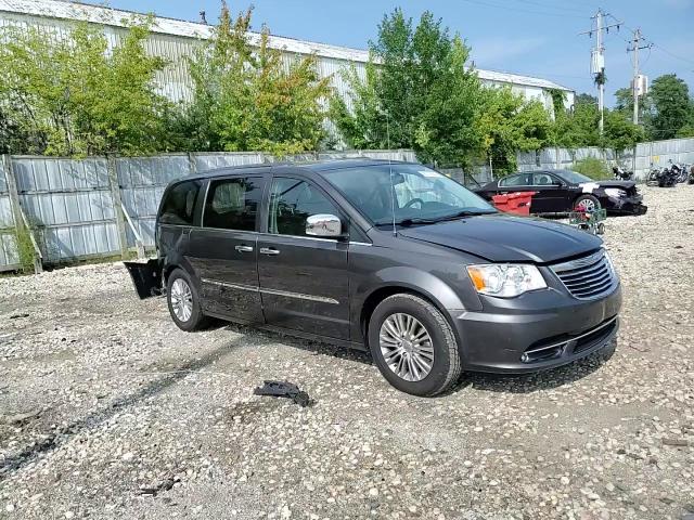 2015 Chrysler Town & Country VIN 2C4RC1CG9FR673624 Copart auction photo, rear end damage thumbnail 11