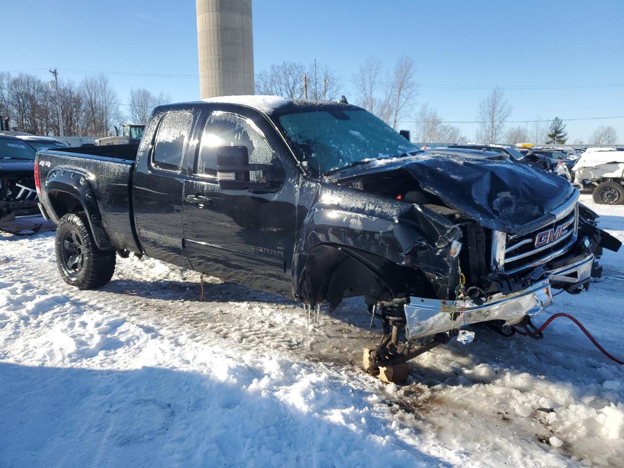 2012 GMC Sierra VIN 1GTR2UEA7CZ171614 Copart auction photo, front end / side damage thumbnail 4