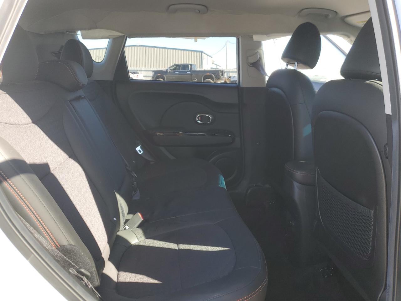 2018 KIA Soul VIN KNDJX3AA7J7898467 Copart auction photo, front end damage thumbnail 11