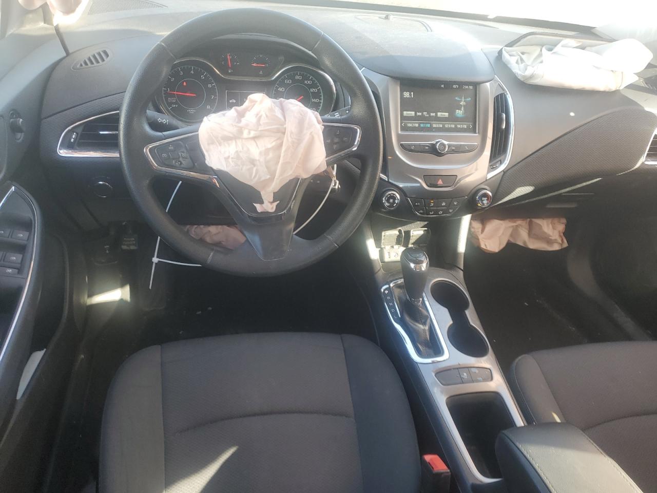 2018 Chevrolet Cruze VIN 3G1BE6SM3JS632605 Copart auction photo, front end damage thumbnail 8
