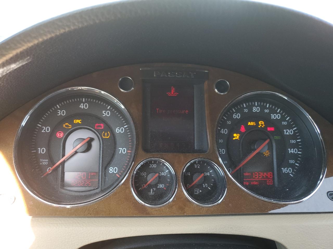 2006 Volkswagen Passat VIN WVWFU73C86P144022 Copart auction photo, front end damage thumbnail 9