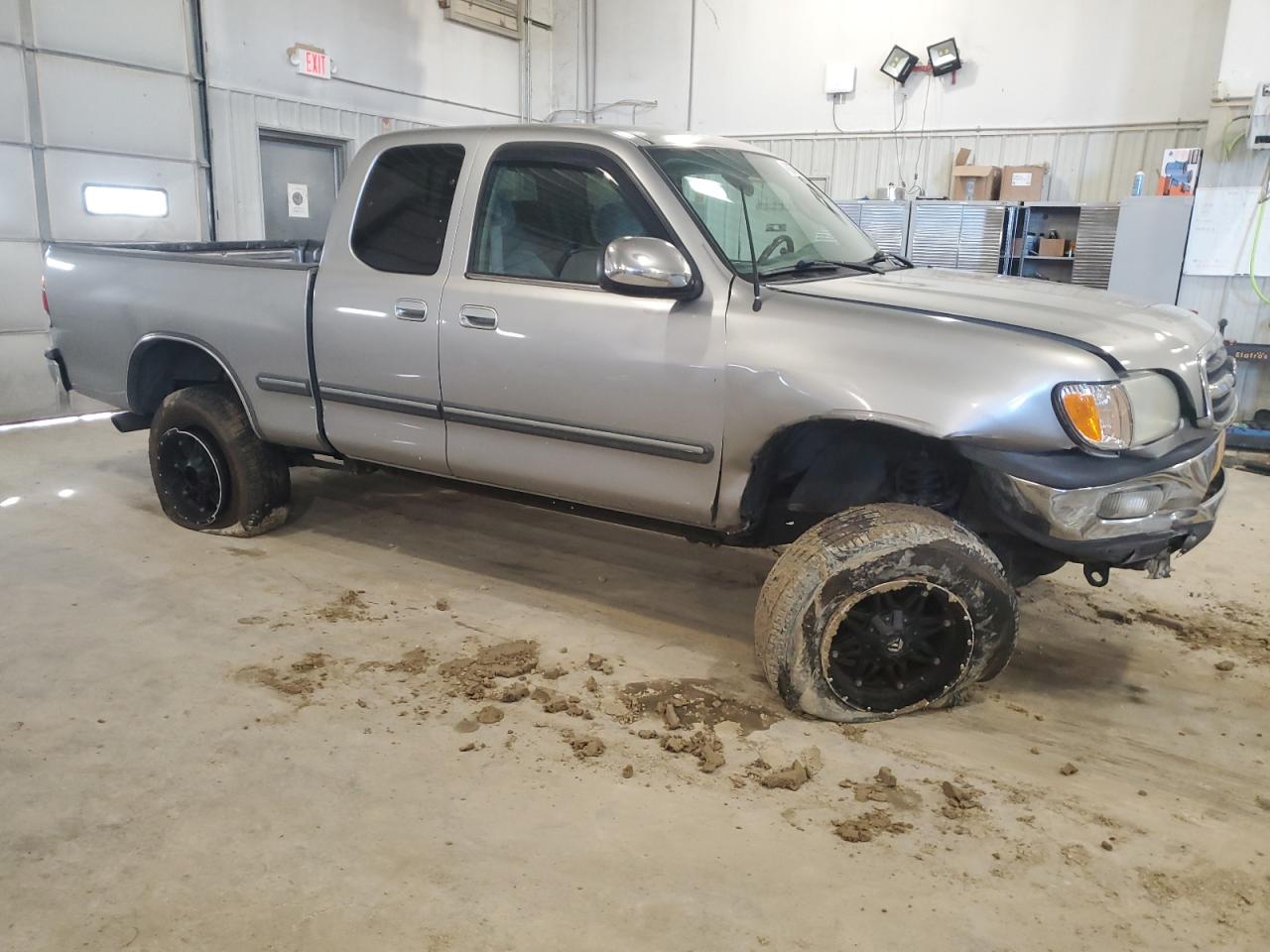 2002 Toyota Tundra VIN 5TBRT34112S243196 Copart auction photo, front end / undercarriage damage thumbnail 4