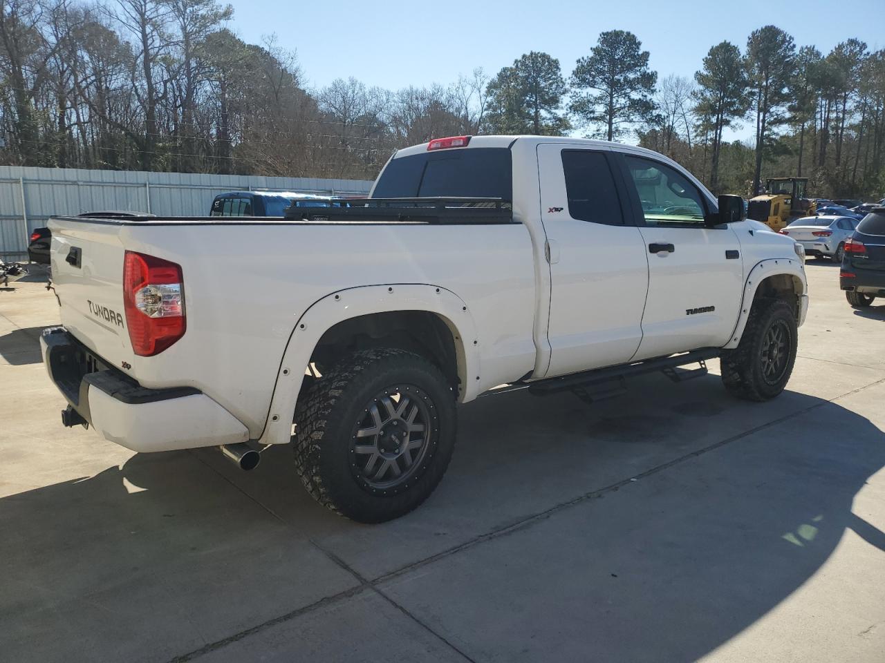 2018 Toyota Tundra VIN 5TFRY5F12JX240124 Copart auction photo, side damage thumbnail 3