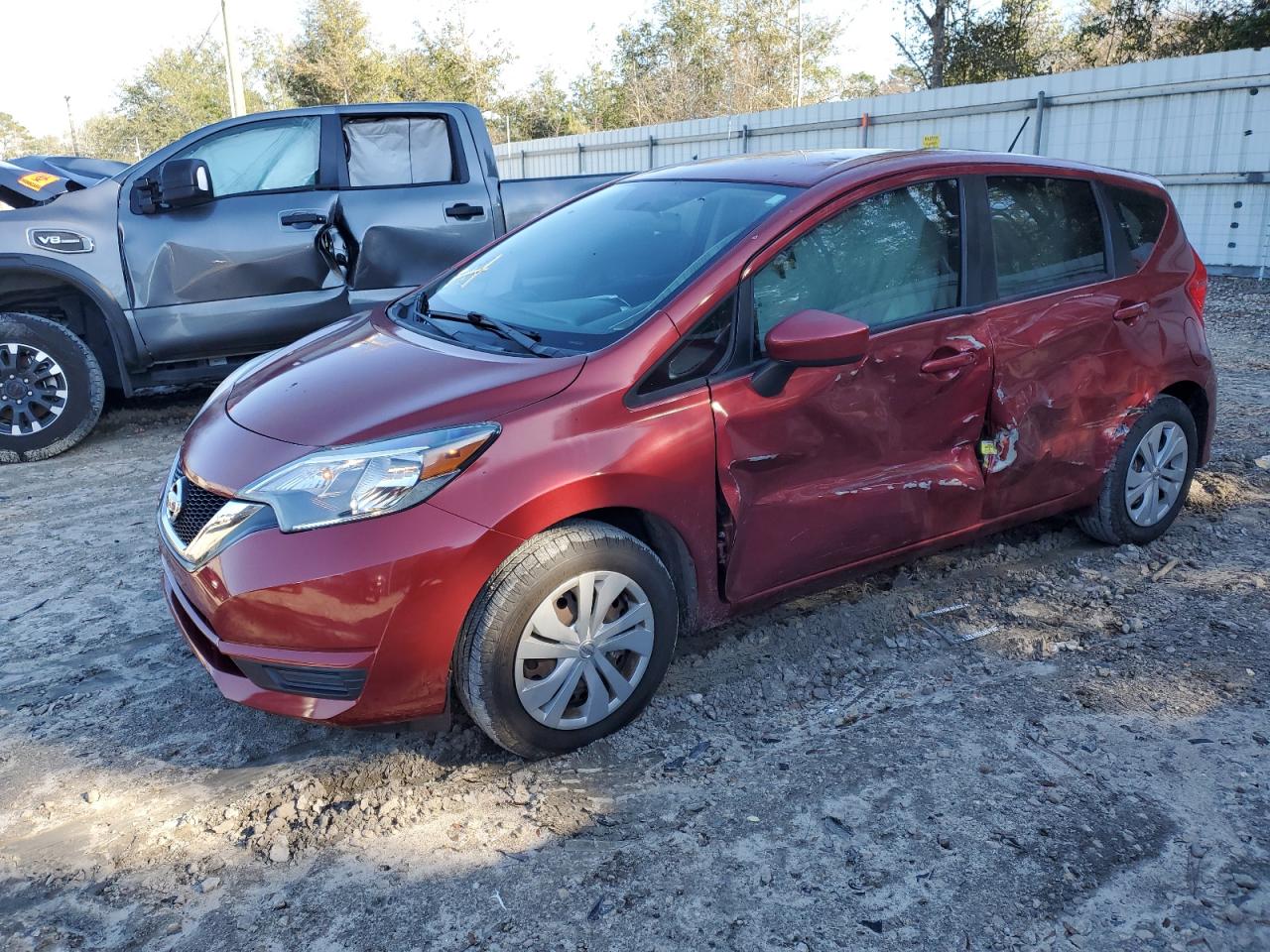 2017 Nissan Versa VIN 3N1CE2CP7HL367756