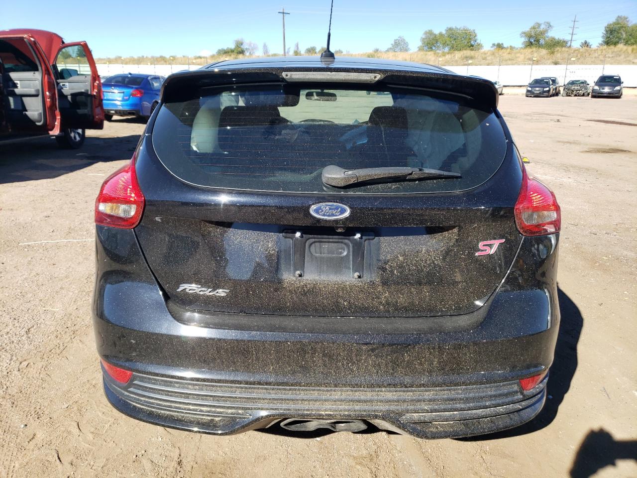2017 Ford Focus VIN 1FADP3L98HL218146 Copart auction photo, side / front end damage thumbnail 6