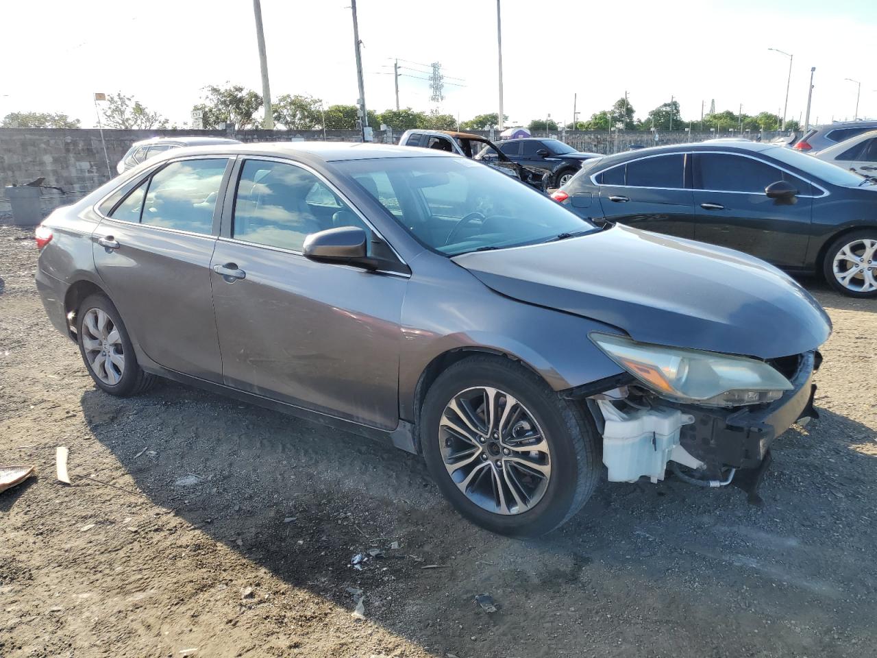 2016 Toyota Camry VIN 4T1BF1FK7GU215802 Copart auction photo, front end damage thumbnail 4