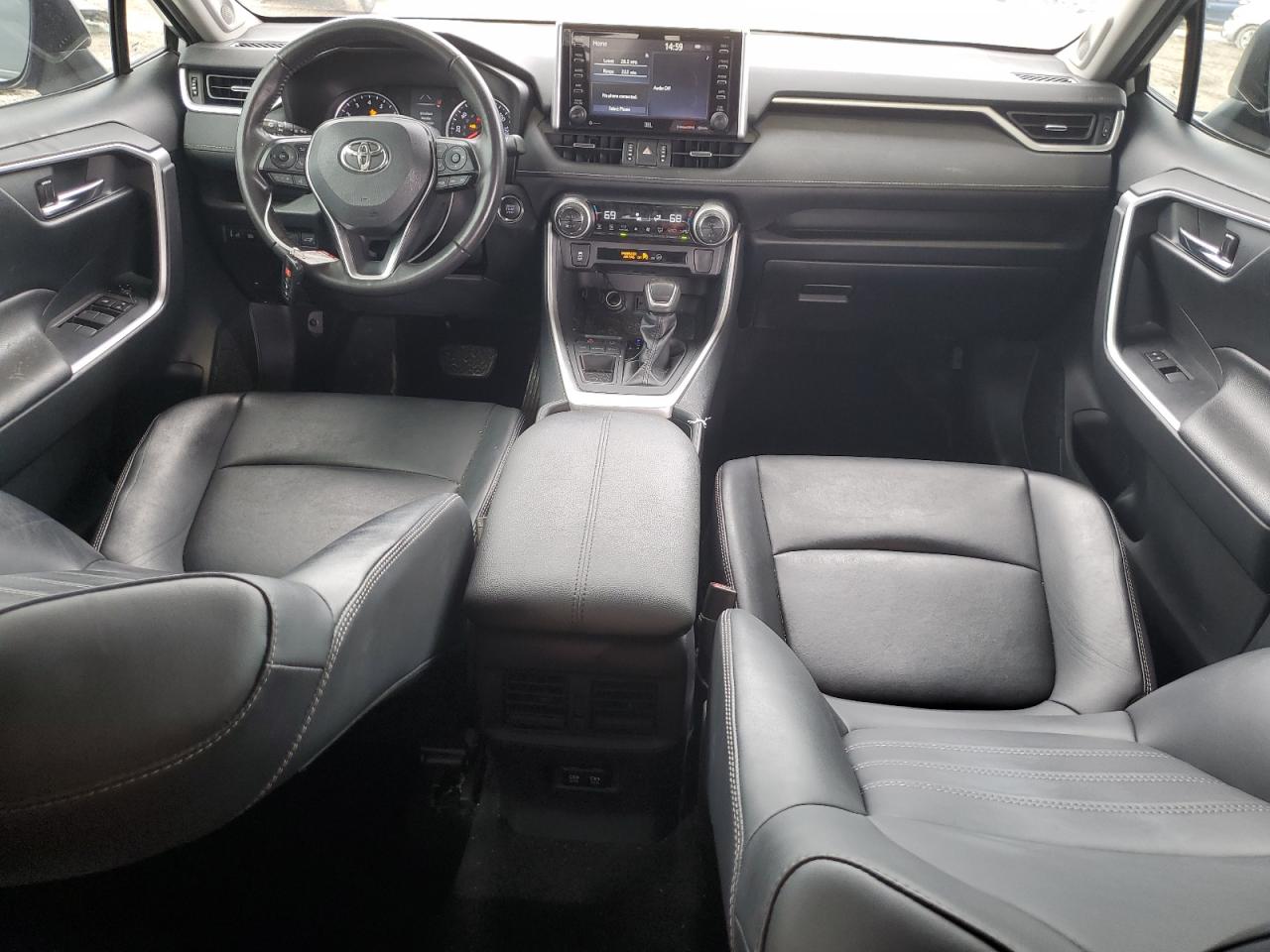 2019 Toyota RAV 4 VIN 2T3C1RFV4KW029372 Copart auction photo, side / minor dent/scratches damage thumbnail 8
