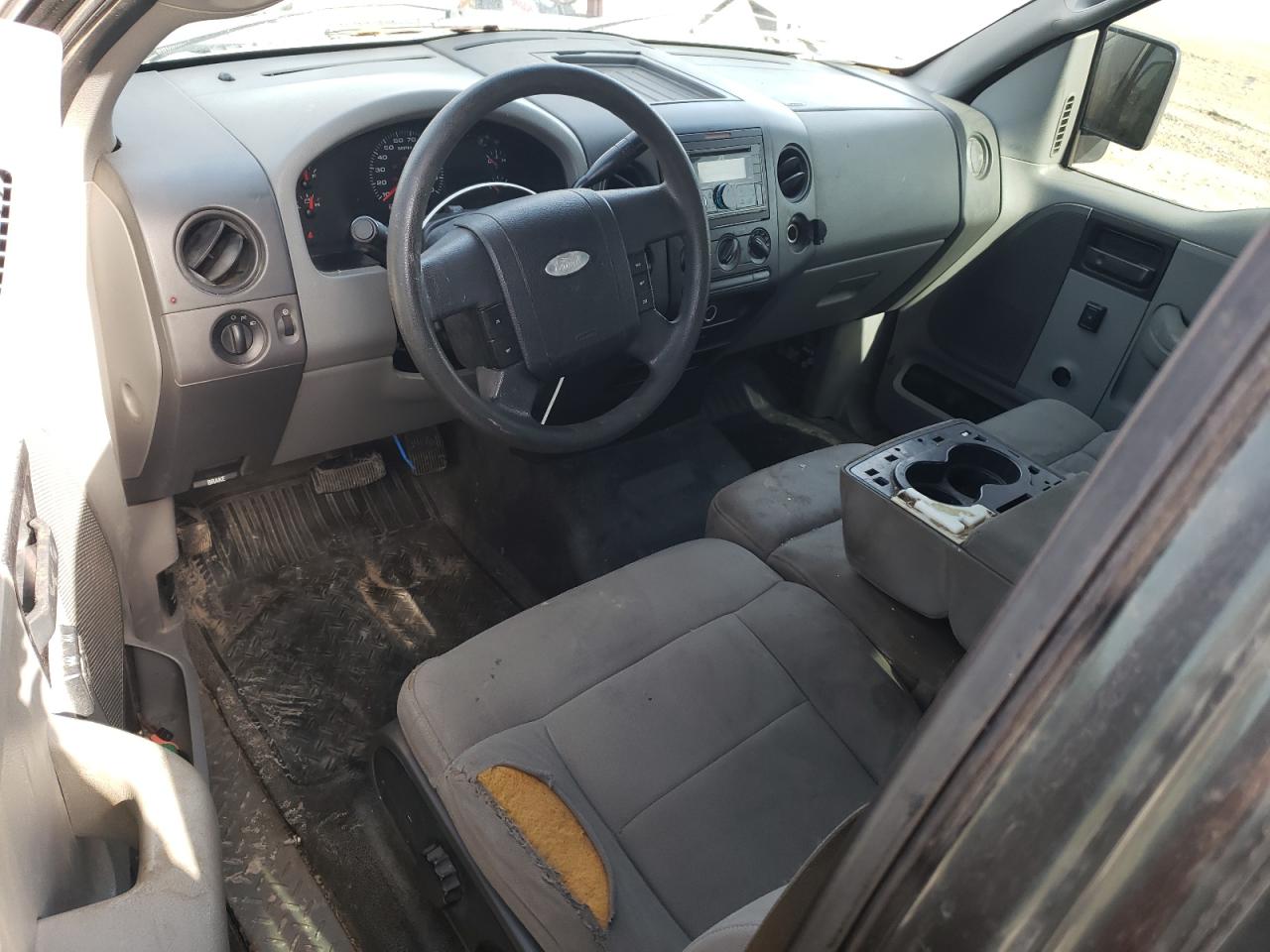 2005 Ford F-150 VIN 1FTRX02W85KC76880 Copart auction photo, rear end / minor dent/scratches damage thumbnail 8