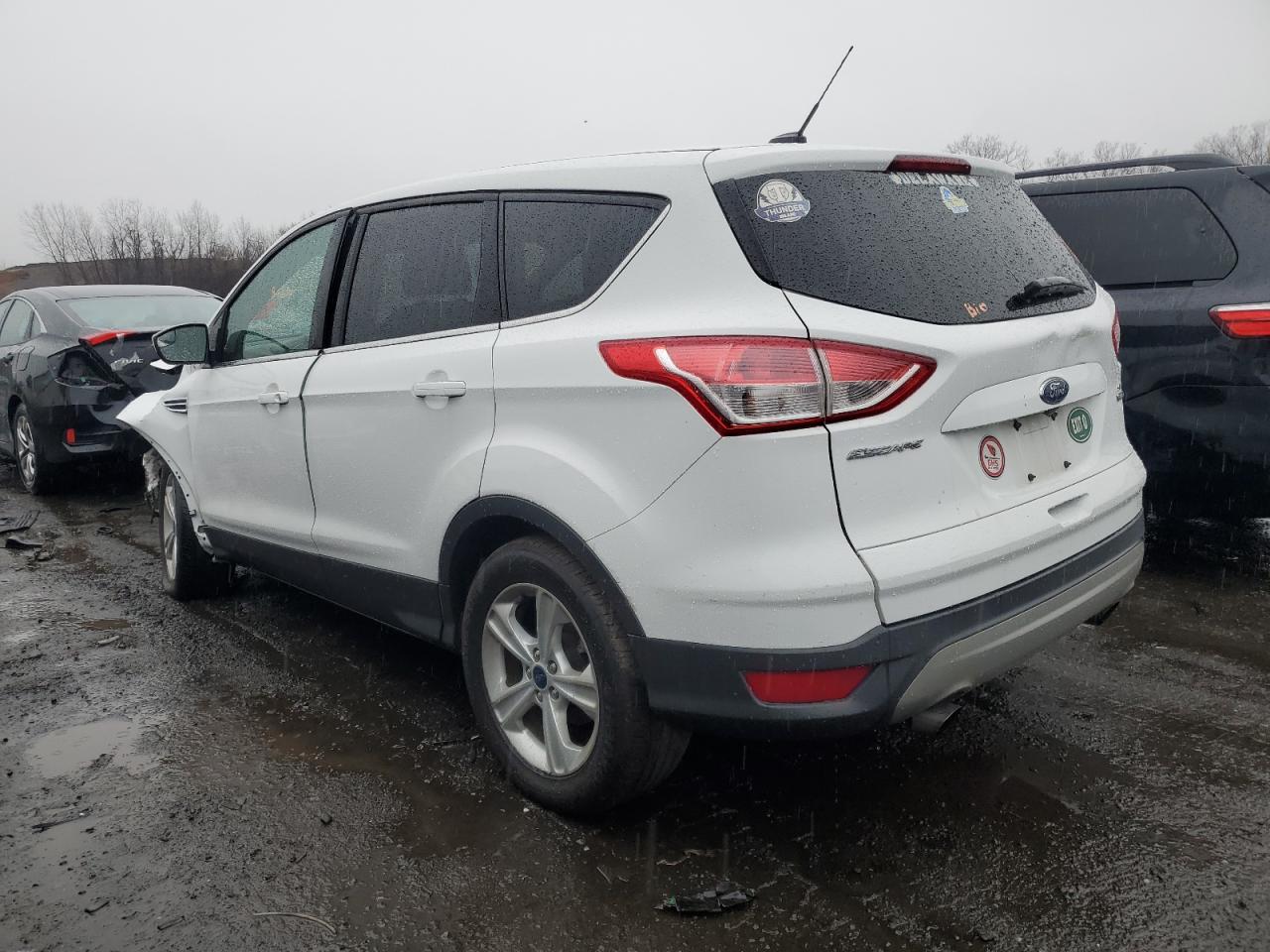 2015 Ford Escape VIN 1FMCU9GXXFUC84856 Copart auction photo, front end damage thumbnail 2